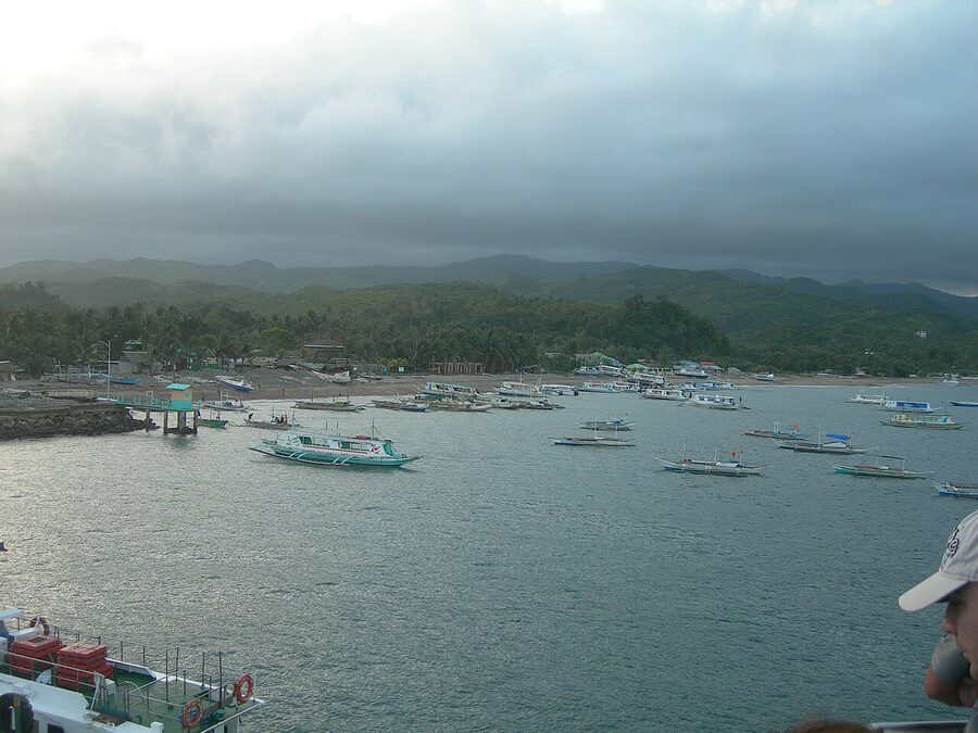 Caticlan beach with pumpboats and ferries to Boracay