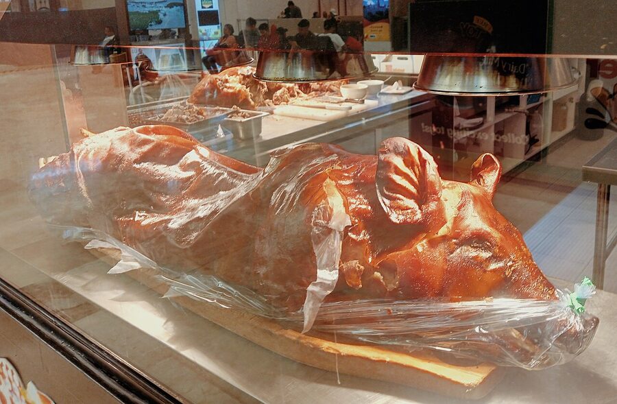 Whole roasted Cebu lechon