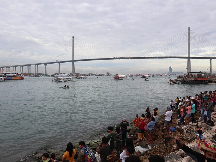Sinulog procession on the CCLEX bridge