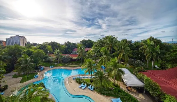 Cebu White Sands Resort Mactan beachfront