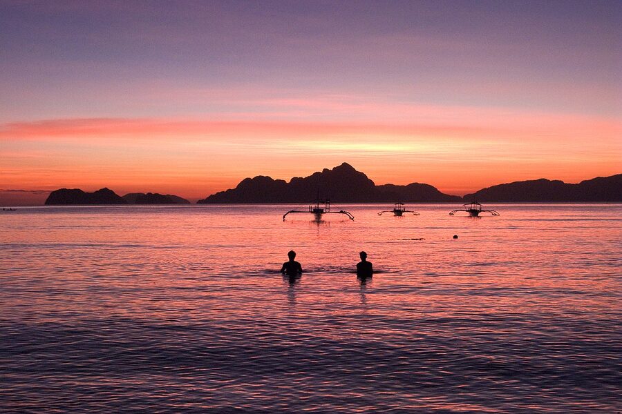 Tropical sunset in Bacuit Bay El Nido