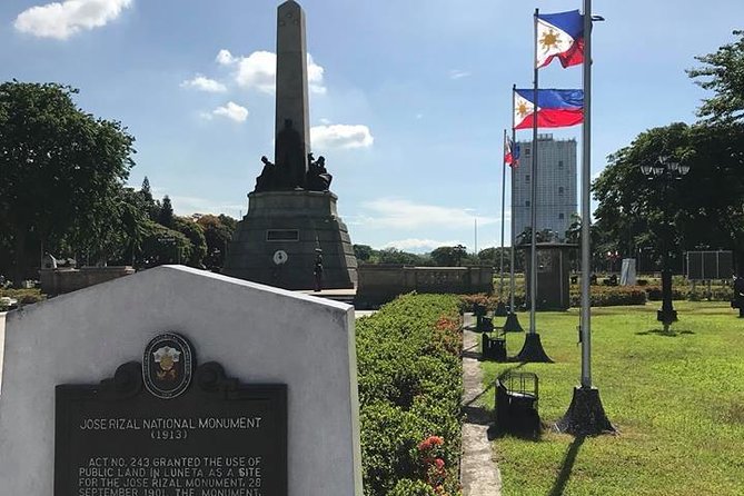 A private Historical Intramuros & highlights in Manila - Fort Santiago, 20 minutes at Manila’s old defensive gate