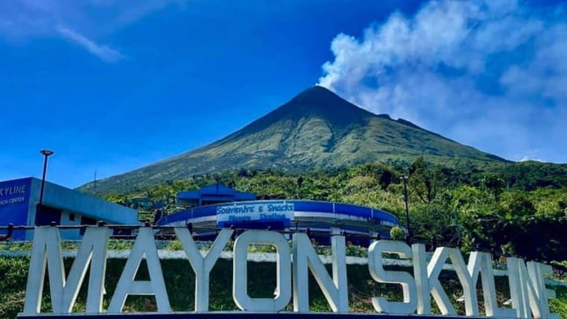 Albay Bicol Full Day Join-In-Tour by ZCHEDULISTA - A Small Group, But Still a Shared Schedule