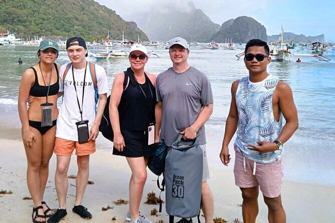 All-Inclusive El Nido Beach Hopping Private Tour - Lunch, entrance fees, and the all-inclusive price