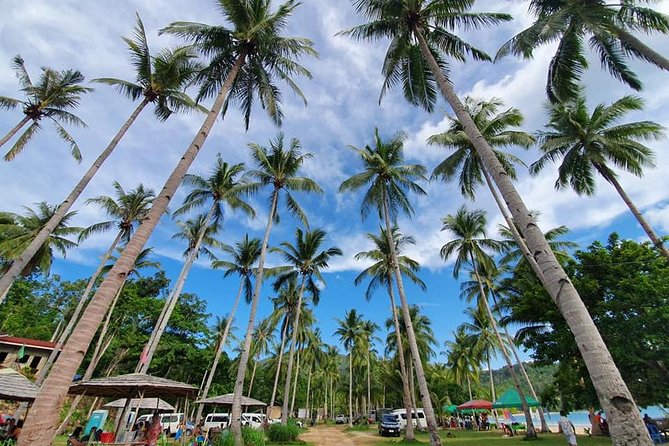 Beach hopping in Puerto Princesa City - Pakpak-Lauin: A True Break From Your Phone