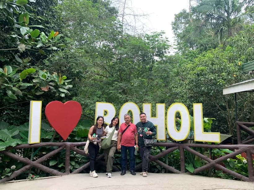 Bohol: Chocolate Hills, Tarsier, and Loboc River Tour - Key points at a glance