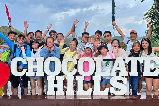 Bohol: Chocolate Hills, Tarsiers, & Loboc River Private Tour - The National Museum puts Bohol first