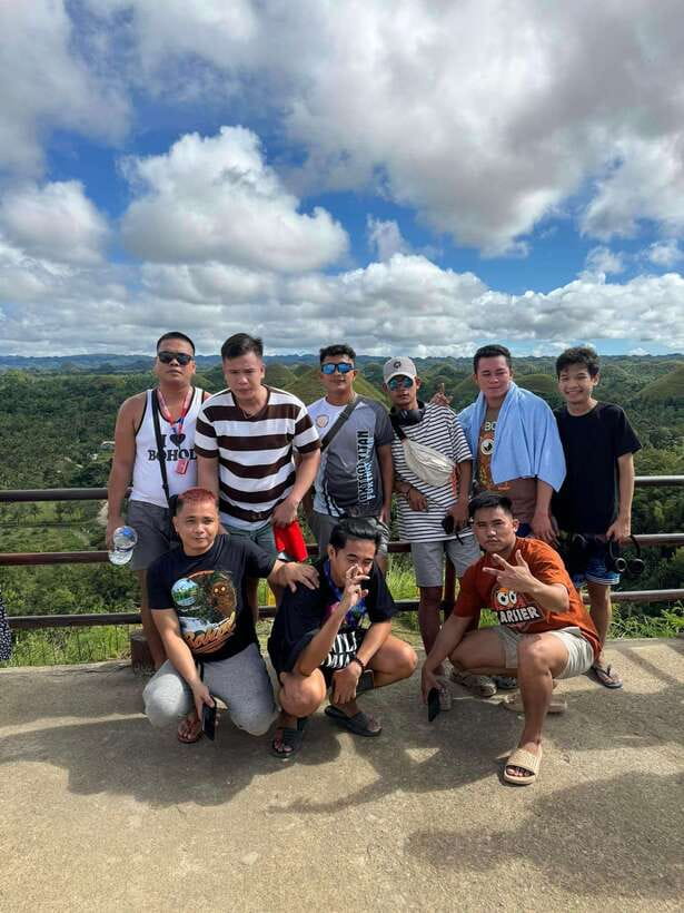 Bohol: Chocolate Hills Tour - Lunch on the Loboc River, with a major price choice