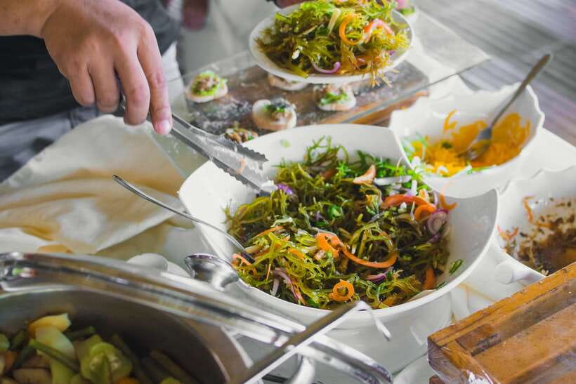 Bohol: Loboc River Buffet-Lunch Cruise with Private Transfer - Arriving at the Loboc River floating restaurant