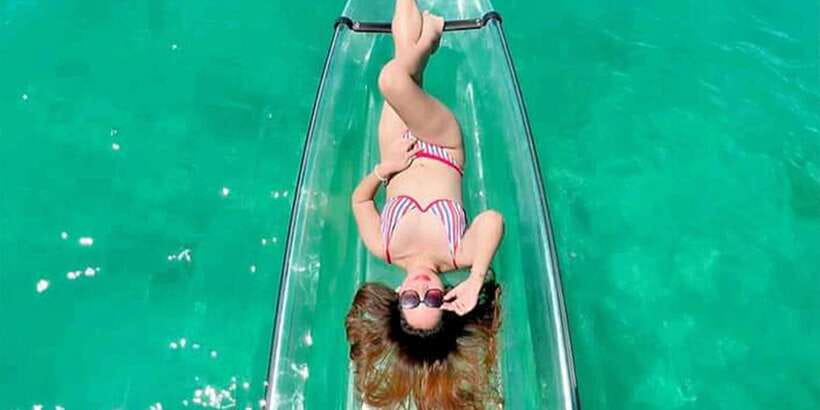 Boracay: Crystal Kayak Photo-op Experience - The photo quality depends on the guide