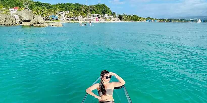 Boracay: Crystal Kayak Photo-op Experience - Is the $6 price good value?
