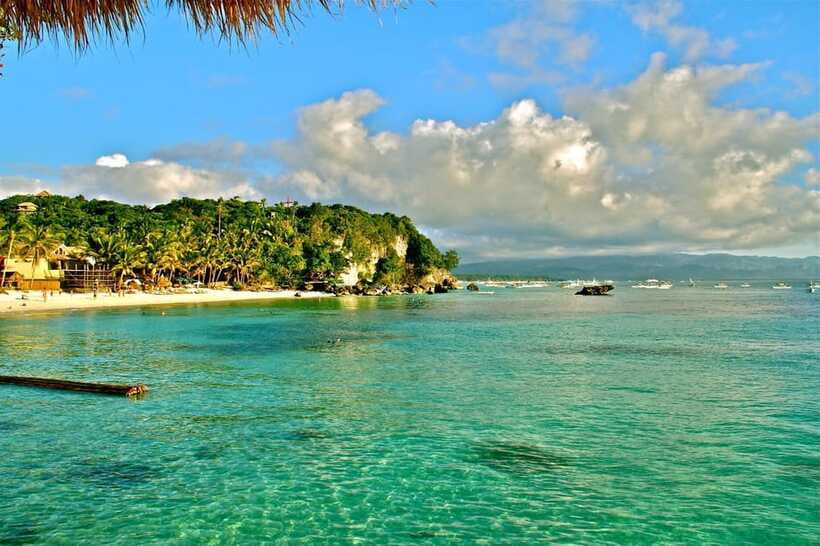 Boracay: Island Hopping | Pick-up at the Hotel - Snorkeling near Crocodile Island or Ilig-iligan