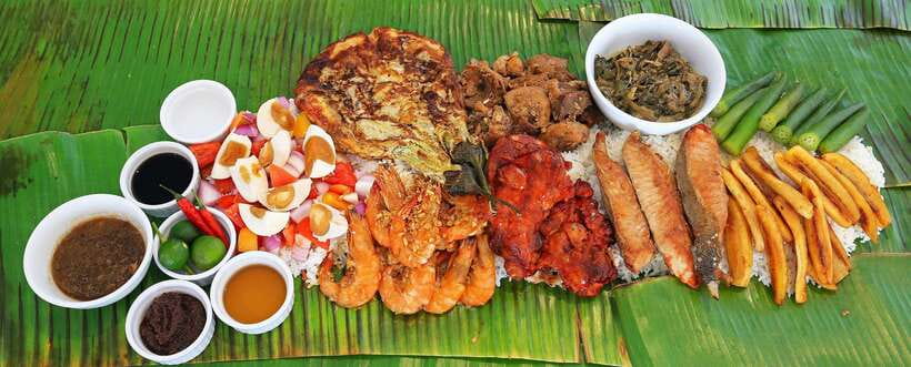 Boracay: Island Hopping Tour with Boodle Fight Lunch - Puka Beach when weather changes the plan