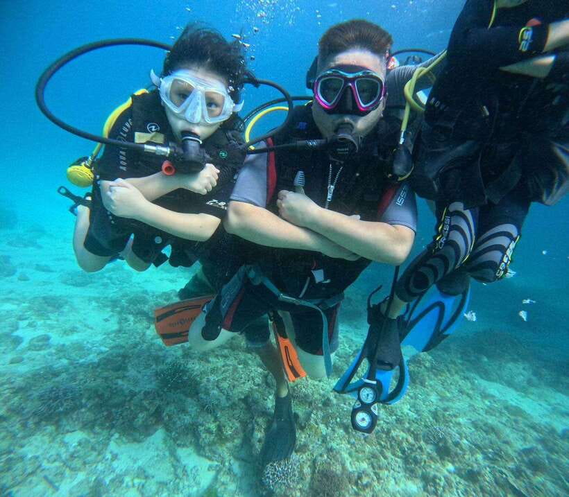 Boracay: Island Hopping with Buffet Lunch & Helmet Diving - Crystal Cove: A Photo Stop With an Extra Fee
