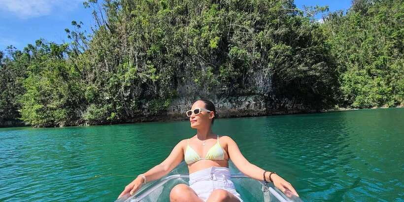 ⭐ Boracay Kayak Photography with Local Guide ⭐ - Paddling along the coast with a camera in hand