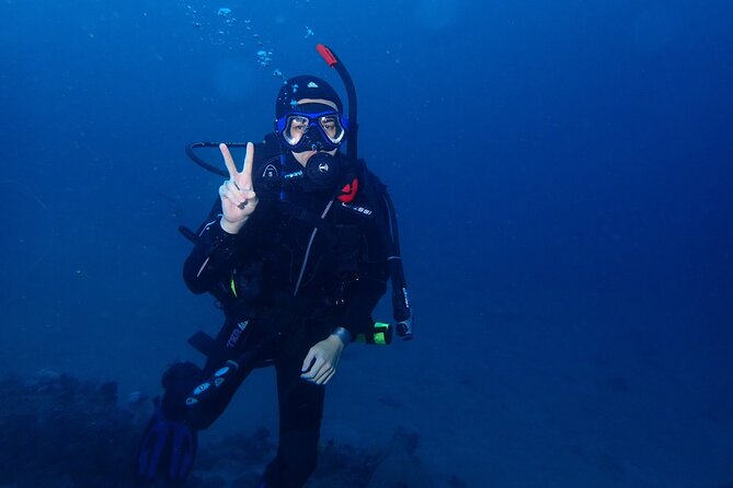 Boracay PADI Discover Scuba Diving - Getting comfortable with the mask, regulator, and fins