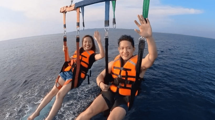 Boracay Parasailing with Insta 360 - Meeting at White Beach in front of Astoria Boracay