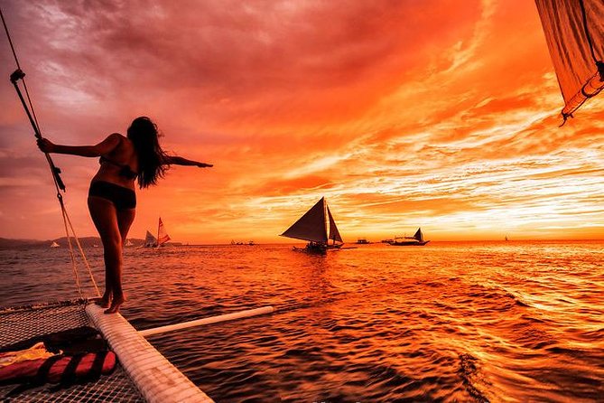 Boracay Paraw Sailing Sunset - Thirty minutes on the open water
