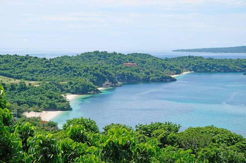 Boracay Private Land Tour - Puka Beach and its pale sand