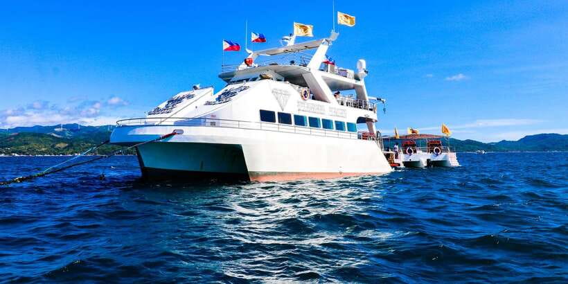 Boracay: Scenic Sunset Cruise with Live Music - Live music, DJ sets, and the real mood onboard
