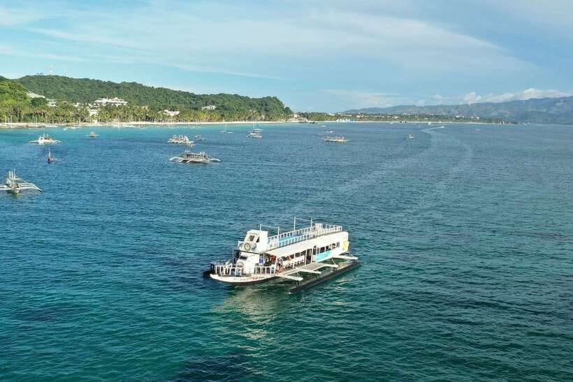 Boracay: Sunset Boat Party with Snacks - What the $22 sunset cruise is really about
