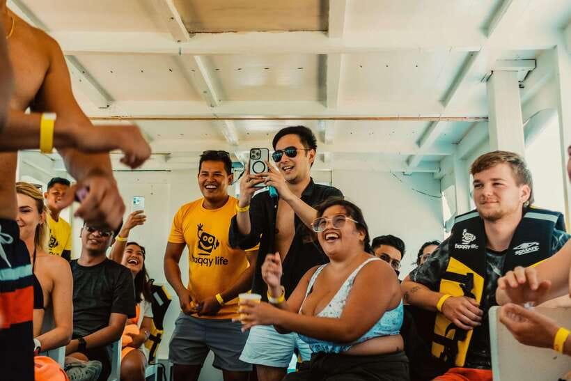 Boracay: Sunset Cruise Boat Party by Haqqy Life - Key points before you book