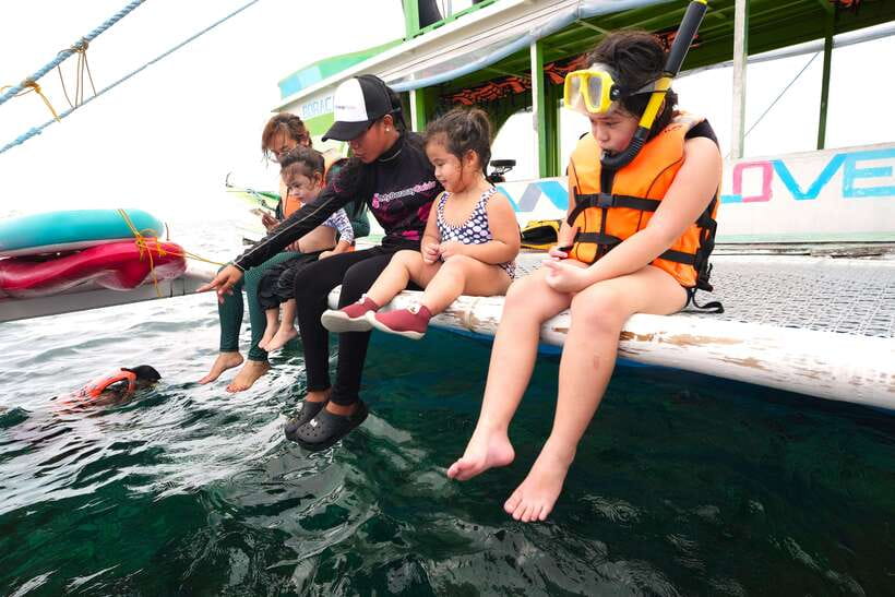 Boracay: Sunset Cruise with Water Activities - What the $16 price really buys you