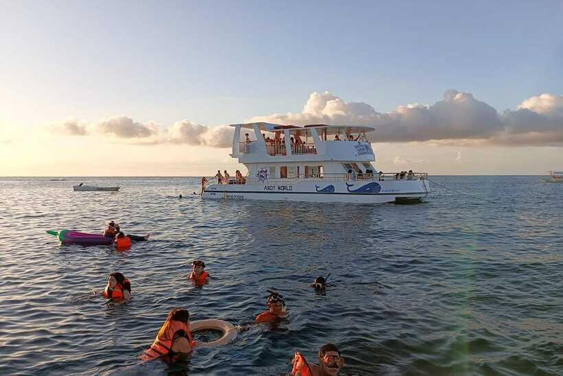 Boracay: Ultimate Party Cruise aboard the Andy World Yacht - Water activities for a more active evening
