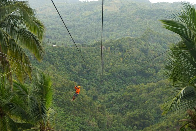 Canyoneering Experience in Kawasan Falls with Lunch - Why Kawasan Falls canyoneering is worth your time