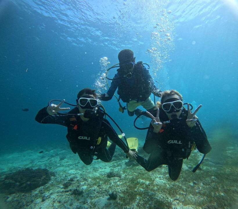 Cebu: Beach Scuba Diving Experience - Shallow practice before the open-water session