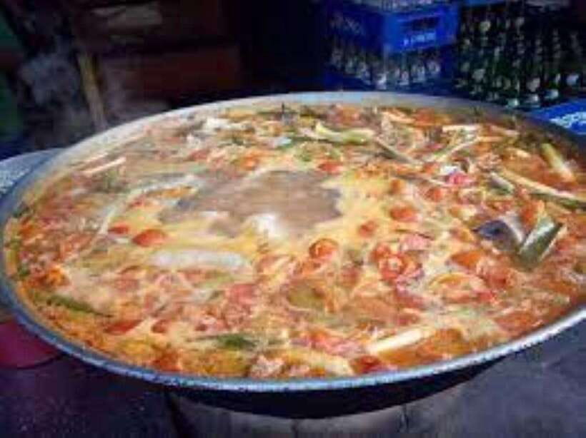 Cebu City: A Food Adventure Through City Streets - Tuslob Buwa in Carbon is the most hands-on stop
