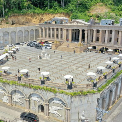 Cebu City: Best of Cebu Full-Day Guided Sightseeing Tour - Sirao Garden starts the day with flowers and mountain views