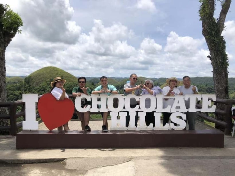 Cebu City: Bohol Countryside Tour with River Cruise Lunch - Meeting Bohol’s tiny primates
