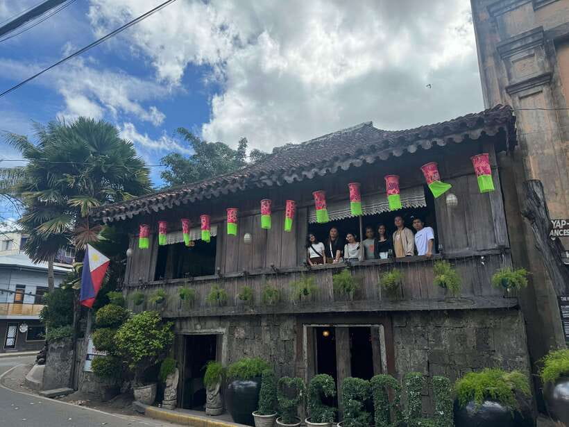 Cebu: City Highlights with Sirao Flower Garden Visit - 10,000 Roses Cafe at the end of the day