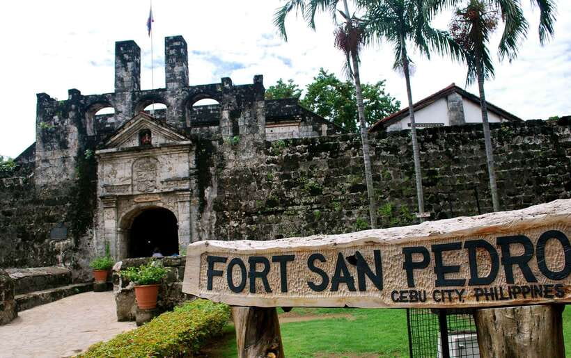 Cebu: Guided Heritage City Tour - Santo Niño Basilica and the first chapter of Christianity