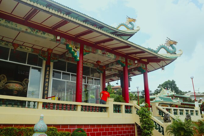 Cebu Highlands Tour (Tops,Taoist temple, Leah and sirao garden) - Transport, group size, and meeting point