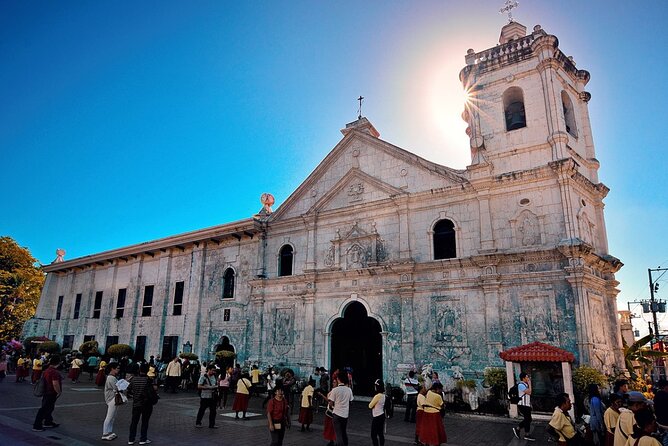 Cebu Historic and Views Tour Pickup Dropoff and Lunch (private) - Visiting the Taoist Temple in Cebu City