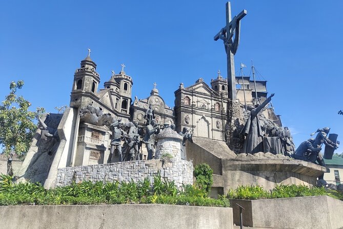 Cebu Historic and Views Tour Pickup Dropoff and Lunch (private) - Beginning at the Basilica and Magellan’s Cross