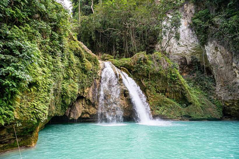 Cebu: Kawasan Canyoning, Moalboal Snorkeling, & Turtles Tour - The one-hour transfer to Kawasan Falls