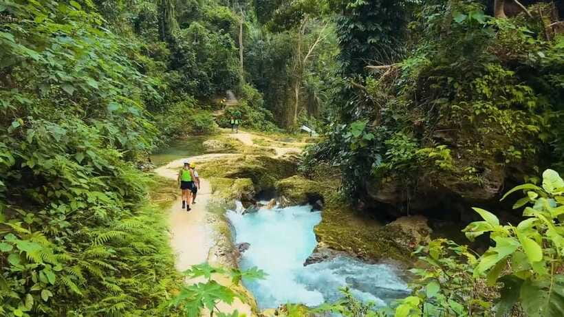 Cebu: Kawasan Falls Canyoneering Tour with Ziplining & Lunch - Filipino lunch with a sea view