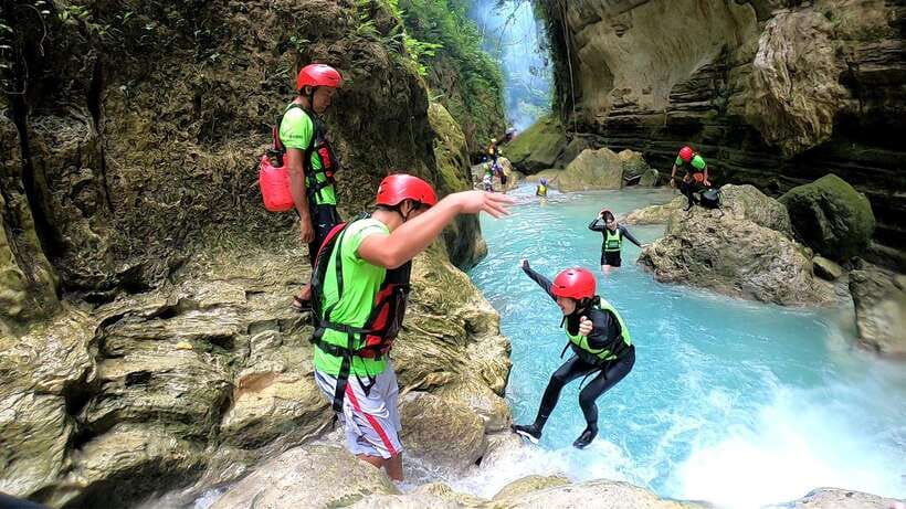 Cebu Moalboal Adventure Combo: Snorkel & Canyoneering +Lunch - Why combine Moalboal and Kawasan Falls?