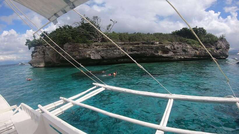 Cebu: Moalboal Scuba Diving, Sardines Run & Pescador Snorkel - Transport, equipment, and small practical matters