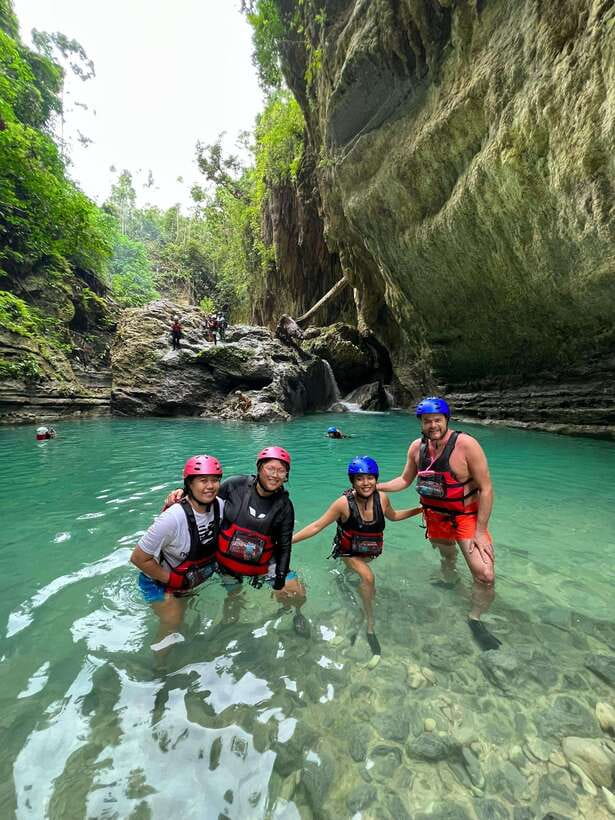 Cebu: Oslob Whaleshark Experience & Canyoneering Adventure - Kawasan Falls and the second-level lunch