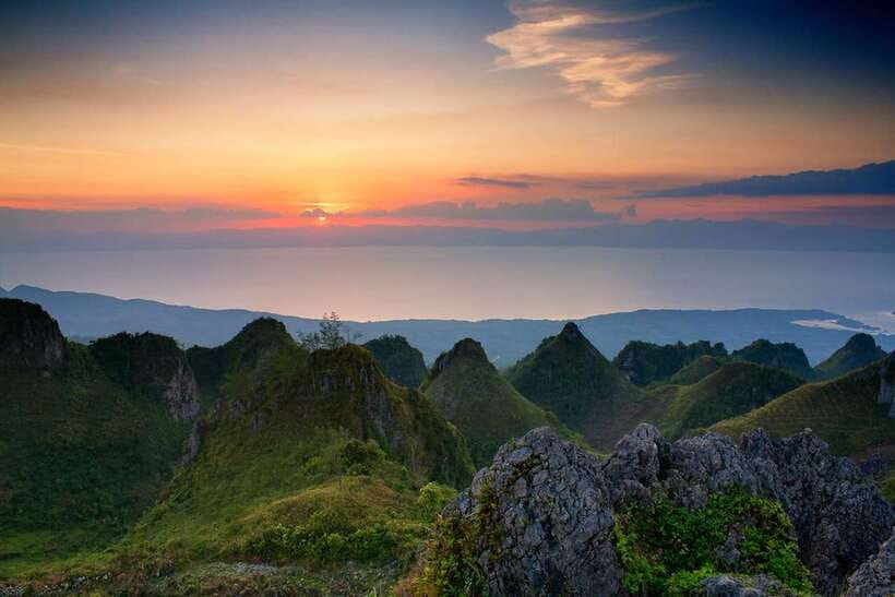 Cebu: Osmeña Peak and Kawasan Falls Canyoneering Day Trip - Key points to know before booking