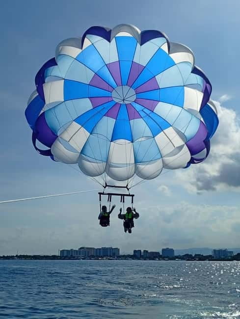 Cebu: Parasailing Ride Experience - Flying solo or sharing the parasail