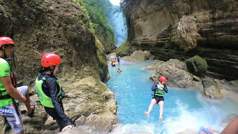 Cebu: Pescador Island, Sardines run and Kawasan Canyoneering - Why Pescador snorkeling is worth the time
