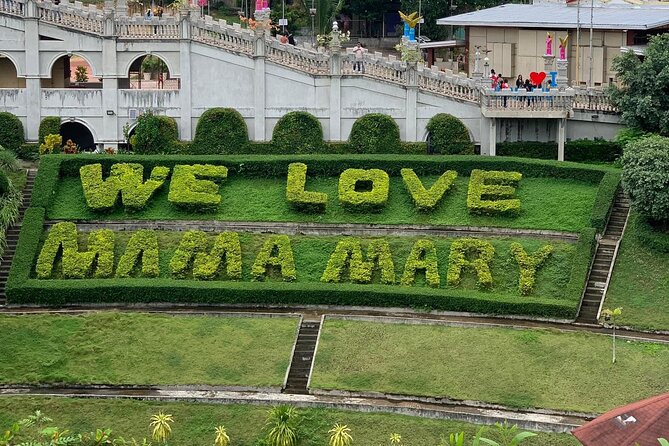 Cebu Simala and city historical tour - Cordova’s 10,000 Roses after dark