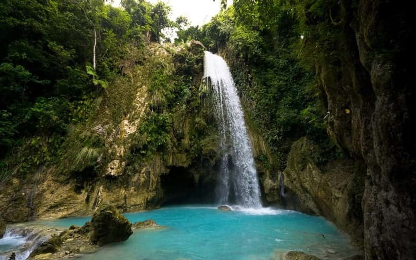 Cebu: Whale Shark, and Sumilon Sandbar and Inambakan Falls - The early ride from Cebu to Oslob