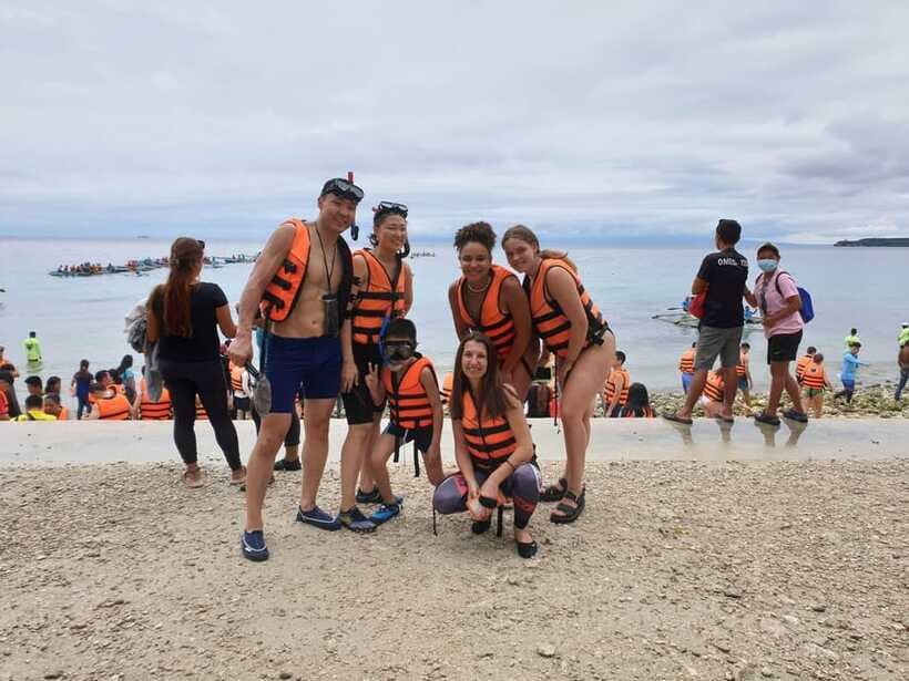 CEBU: Whaleshark Watching + Sumilon Sand Bar + Tumalog Falls - How to prepare for this very long day