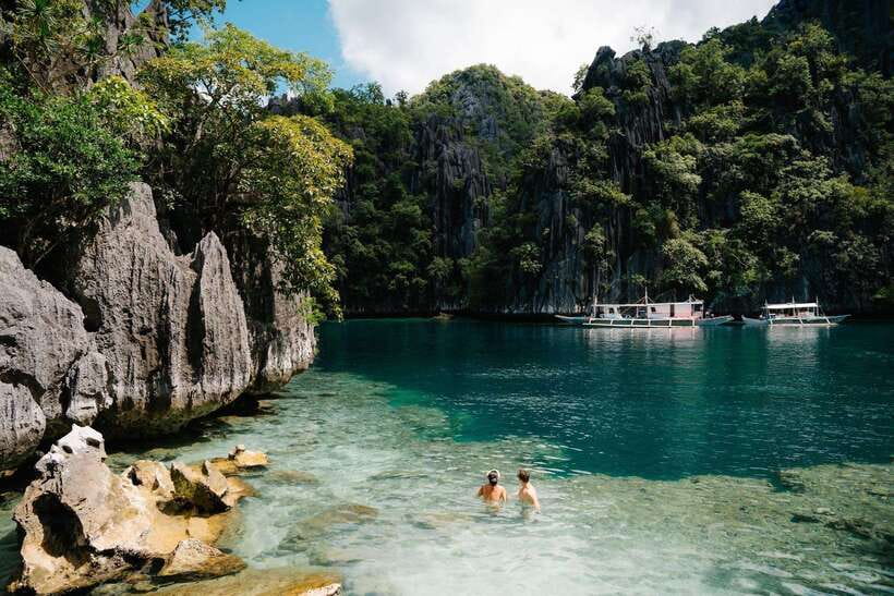 Coron 4D3N: Private Island Tours, Lunch & Transfers Included - Day 1: arrival, Coron town, and Mount Tapyas